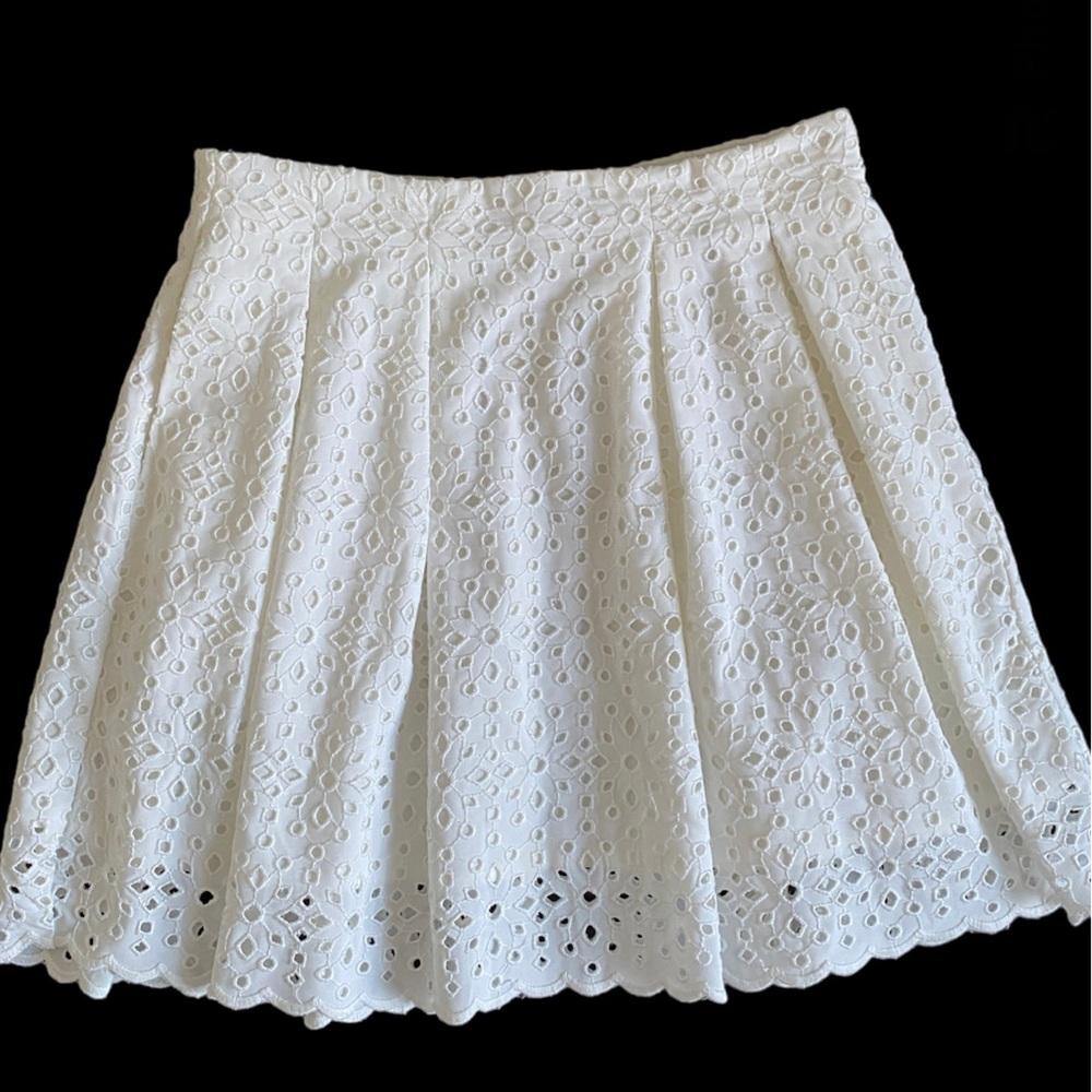 Express A-line pleated white skirt with pockets size XS